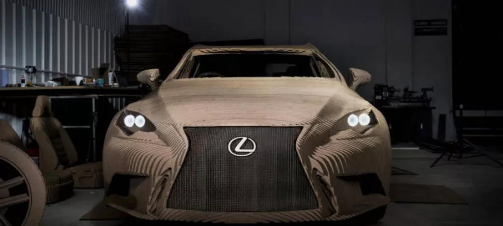 dans-ta-pub-lexus-origami-card-board-1