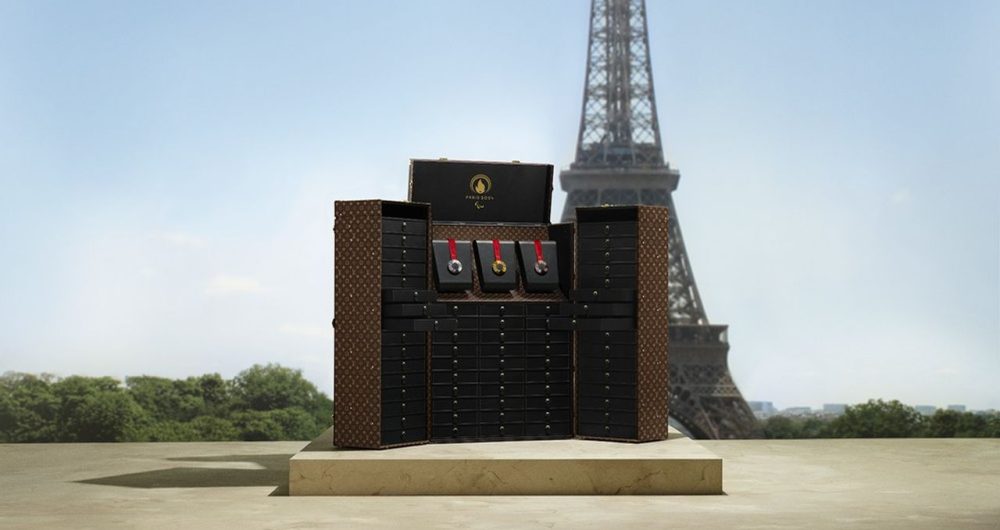 dans-ta-pub-louis-vuitton-malle-medailles-jo-paris-2024-7