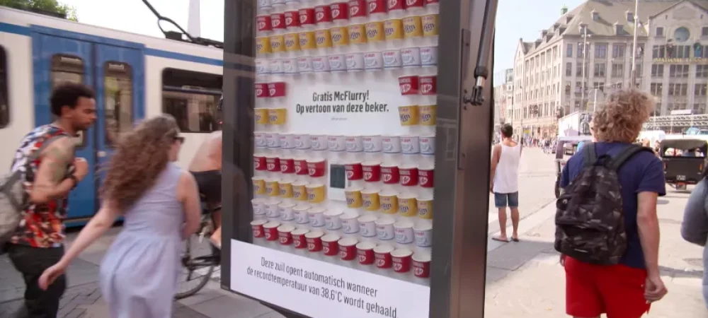 dans-ta-pub-mc-donalds-mcflurry-tbwa-amsterdam-canicule-chaleur-glaces-affichage