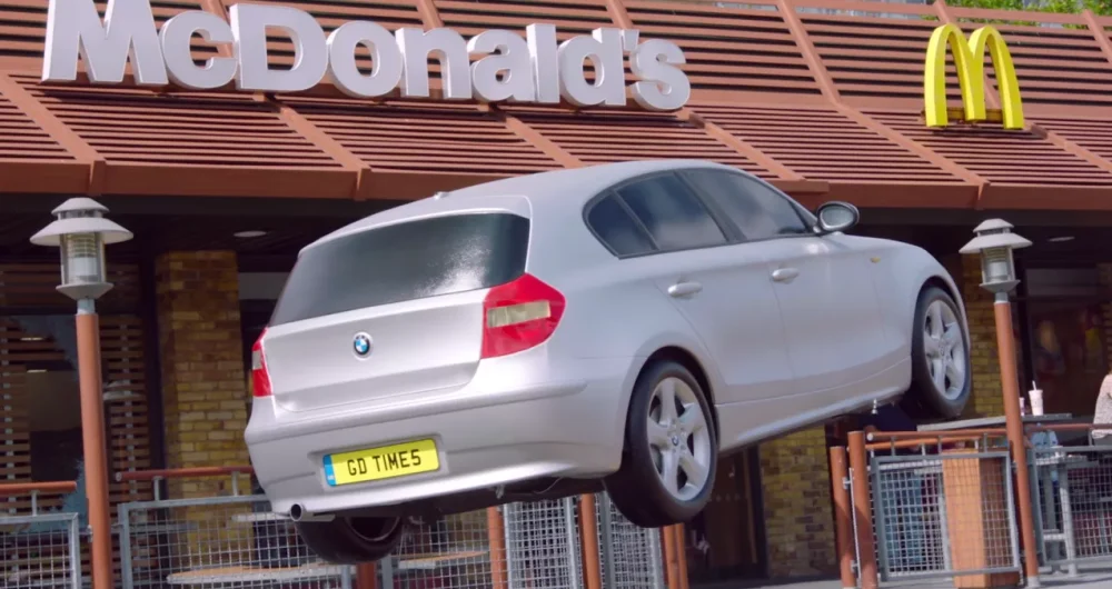dans-ta-pub-mcdonald's-good-times-flying-car