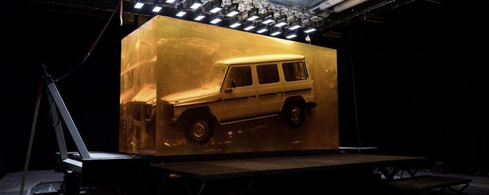 dans-ta-pub-mercedes-benz-g-class-resine-jurassic-park-1