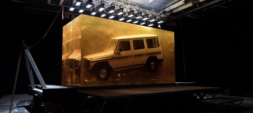 dans-ta-pub-mercedes-benz-g-class-resine-jurassic-park-1