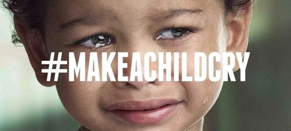 dans-ta-pub-médecins-du-monde-ddb-paris-make-a-child-cry-teasing-makeachildcry-1