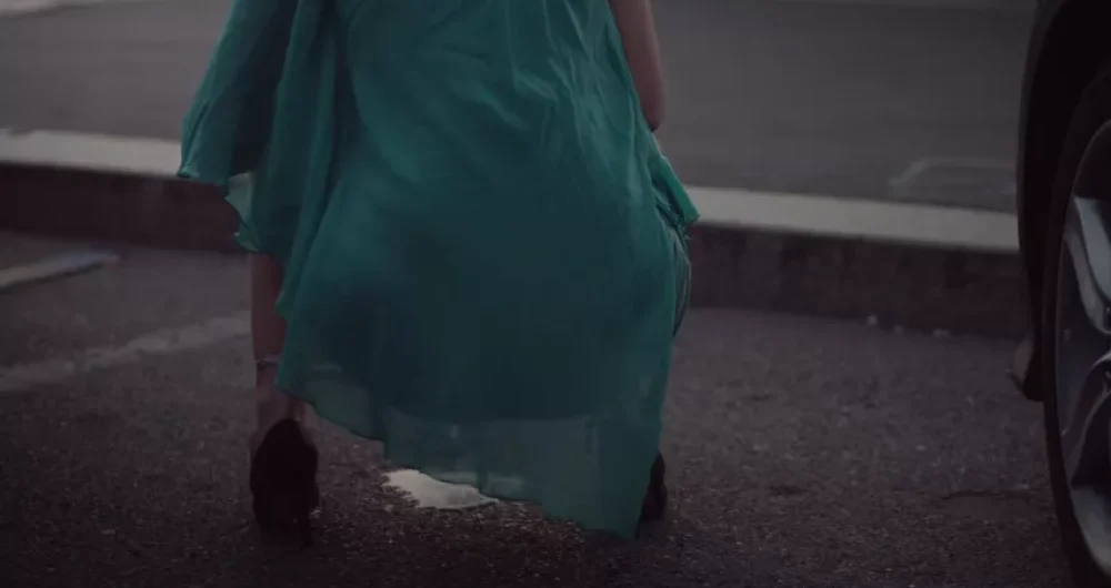 dans-ta-pub-publicité-provocante-feministe-feminisme-fan-parisian-gentlemen