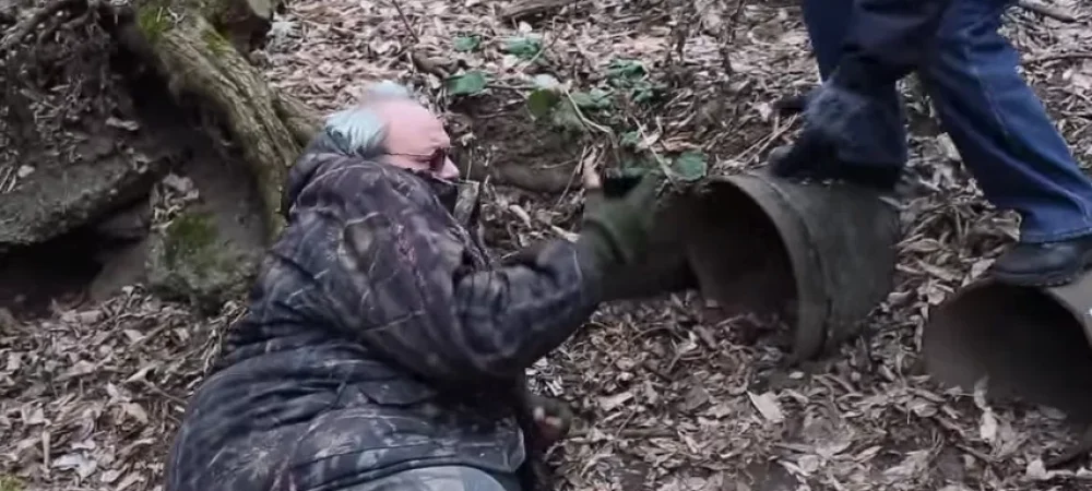 dans-ta-pub-skype-russie-publicité-finding-donut-wtf-hunter
