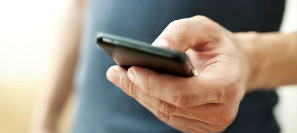dans-ta-pub-smartphone-swiper