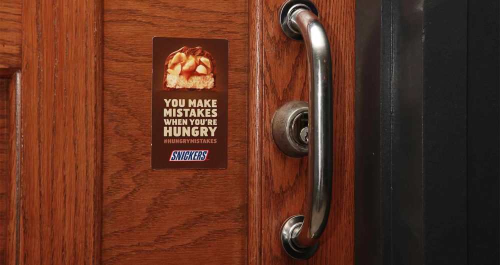 dans-ta-pub-snickers-erreurs-du-quotidien-mistake-hungry-1