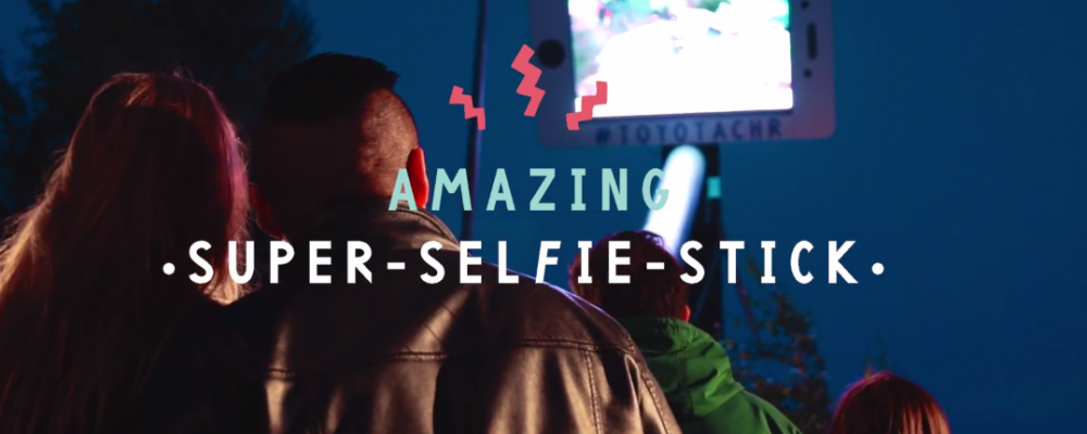 dans-ta-pub-toyota-super-selfie-stick-saatchi-finland-festival-flow