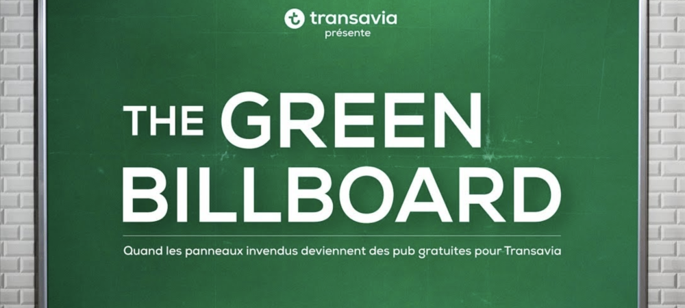 dans-ta-pub-transavia-the-green-billboard-metro-paris