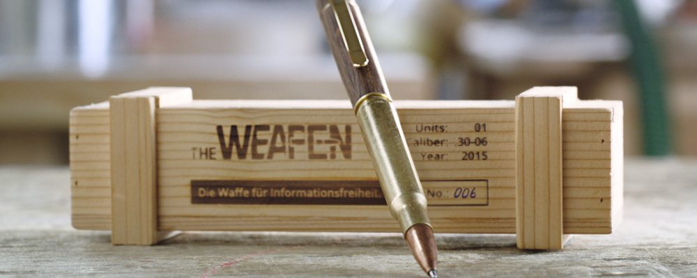 dans-ta-pub-weapen-reporters-sans-frontieres-war-pen-1