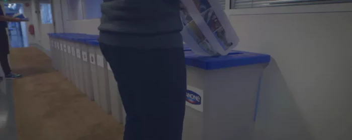 dans-ta-pub-y&r-paris-young-carte-de-voeux-2015-idées-recyclage-agence-publicité