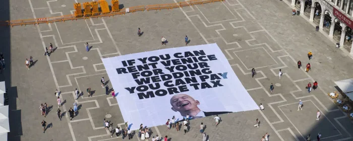 greenpeace-striscione-contro-jeff-bezos