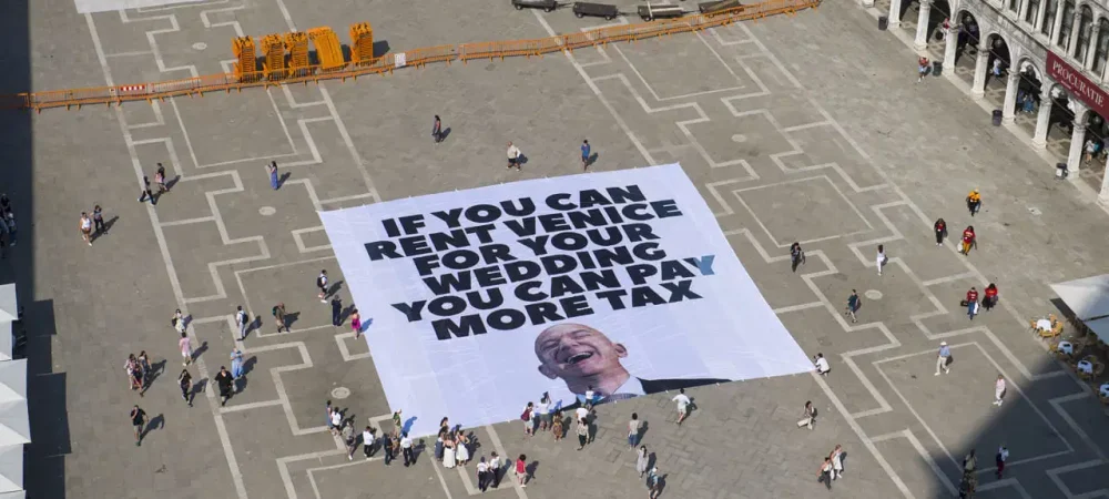 greenpeace-striscione-contro-jeff-bezos
