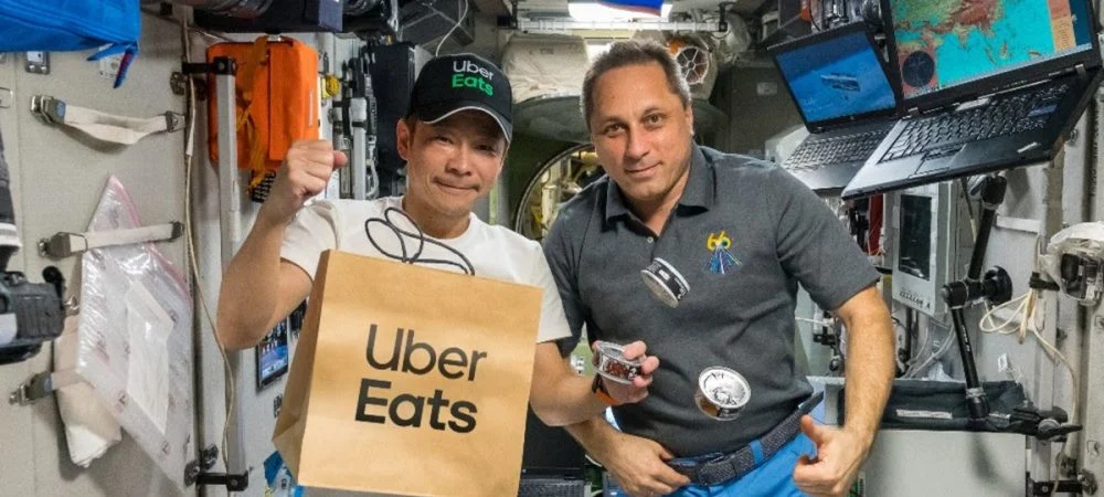 uber-eats-Yusaku Maezawa - iss